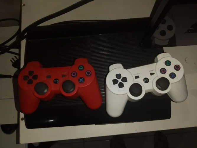 PlayStation 3 Super Slim, estado de novo !