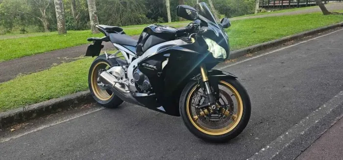 HONDA CBR