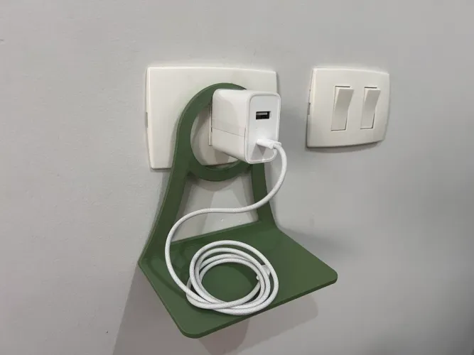 Suporte para celular em carregamento