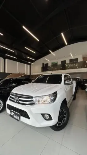 Toyota Hilux CD DLX 4X4 2.8 Diesel 2020
