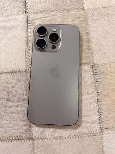 iPhone 15 pro 128 Gb impecável