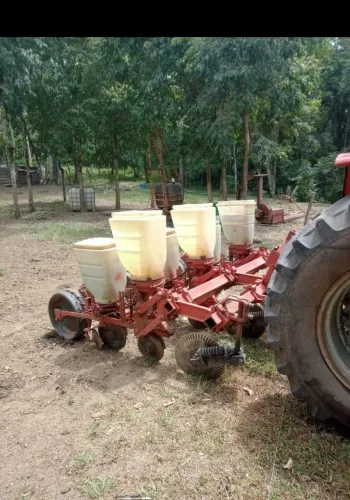 Plantadeira jumil 3 linhas