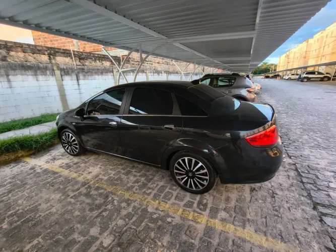 Fiat Linea T-jet 1.4 16V Turbo 4P 2009
