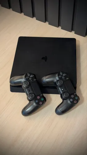 PlayStation 4 Slim