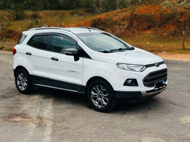 Ford Ecosport Freestyle 1.6 16V Flex 5P 2014