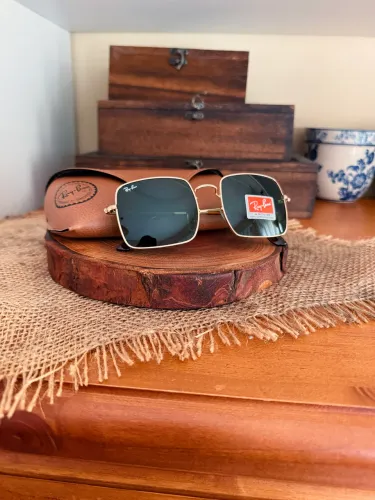 Ray-Ban Square 1971