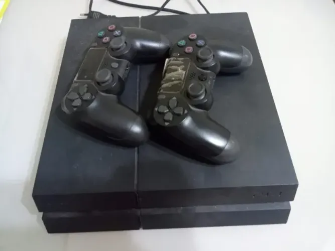 Vendo ps4 FAT funcionando tudo perfeitamente