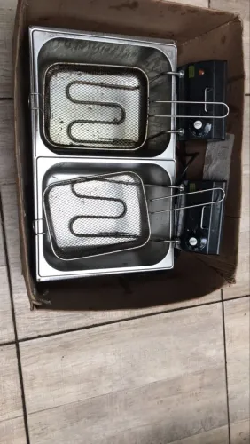 Fritadeira elétrica de inox duas cubas 12 lts