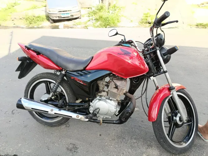 Vendo cg fan 125 es 2012 partida 8500