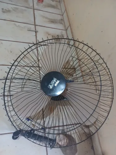 Vendo ventilador de parede