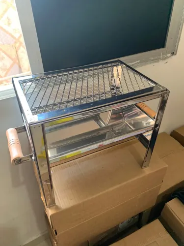 Churrasqueira Móvel Inox Aço Inoxidável para 6 Pessoas
