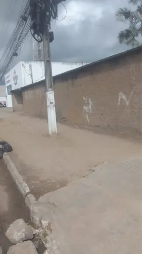 aluga-se terreno comercial 