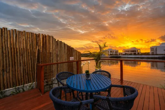 Casa luz da lua com piscina privativa a beira do lago- Penisula de Maraú - Barra Grande BA