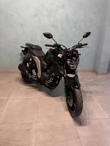 Fazer 250