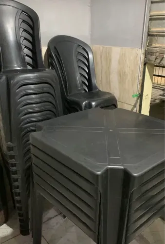 Jogo de cadeira e mesa