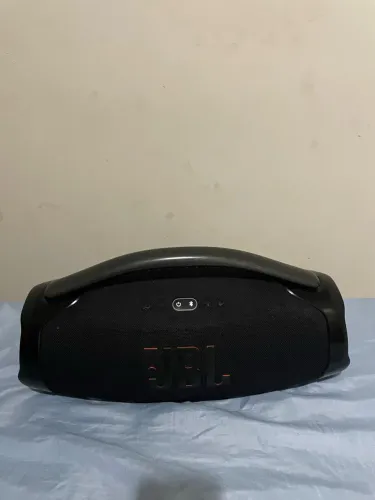 Bombox 3 a venda