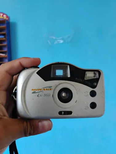 Camera analógica Mirage ex 860 auto flash 