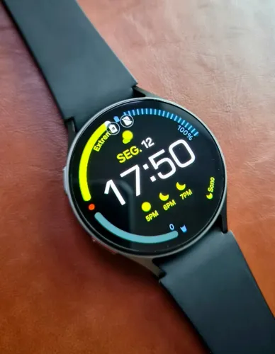 Galaxy Watch 7 LTE 44mm + 14 Acessórios Grátis - Pulseira Nunca Usada