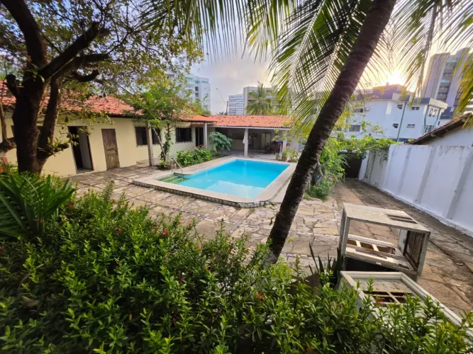 Imóvel Comercial 900m² no Olho dÁgua | Lado Praia | Av. dos Holandeses