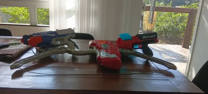 Três armas nerf no preço de uma 