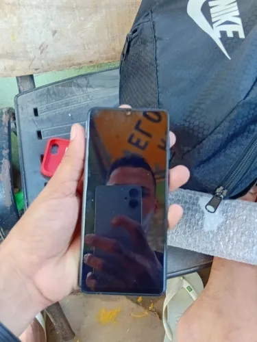 Celular pra retiradas de peças, iPhone e Samsung