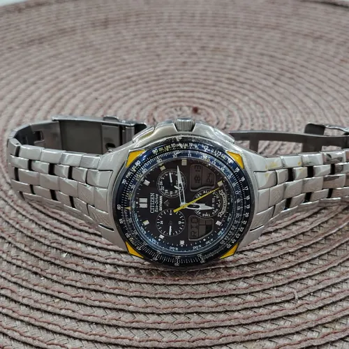 Relógio Citizen skyhawk BLUE Angela c651