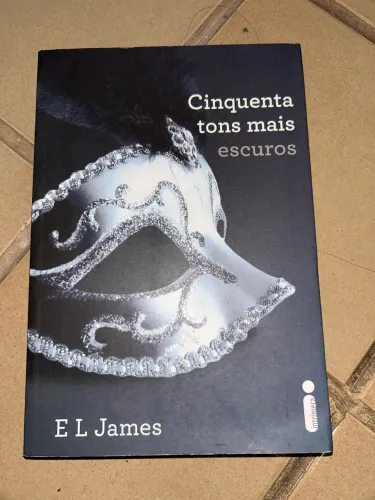 Livro - 50 tons mais escuros