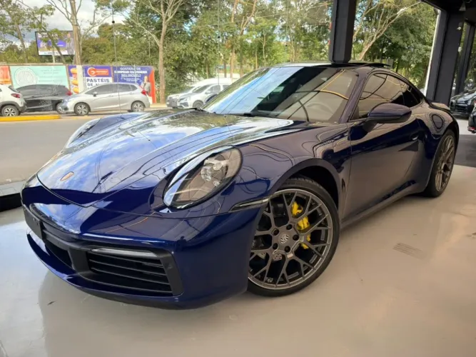 Porsche 911 Carrera 3.0 24V H6 PDK 2021