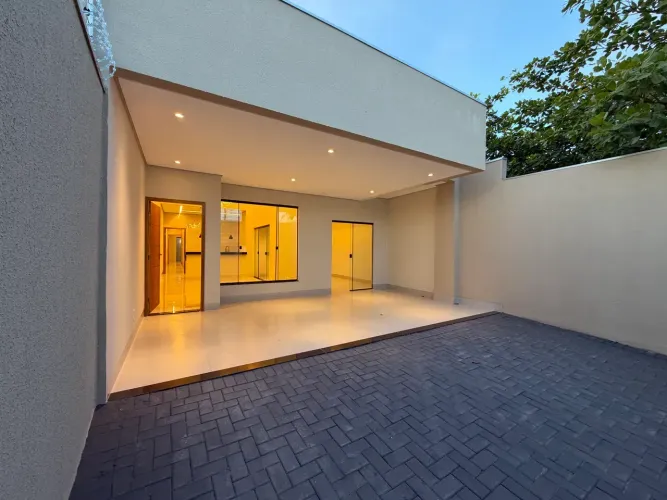 Casa com 3 Suítes na 1003 Sul
