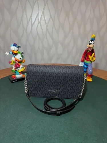 Bolsa Michael Kors nova com etiqueta