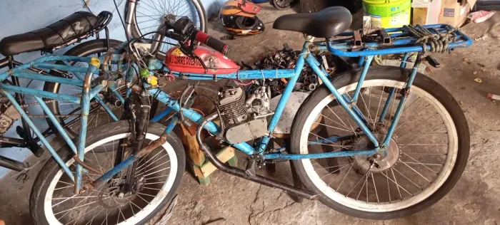 Vende-se motorizada