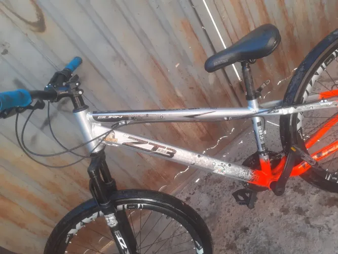 Bicicleta em bom estado