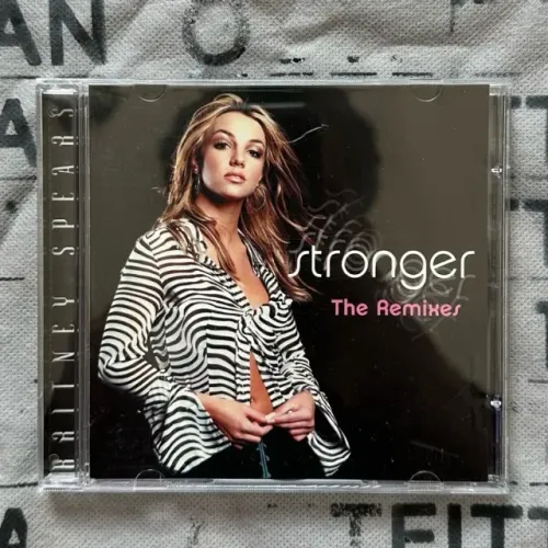 CD SINGLE Britney Spears - Stronger The Remixes Usado