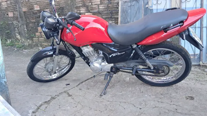 Moto muito boa e econômica