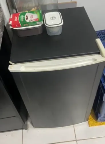 Vendo frigobar