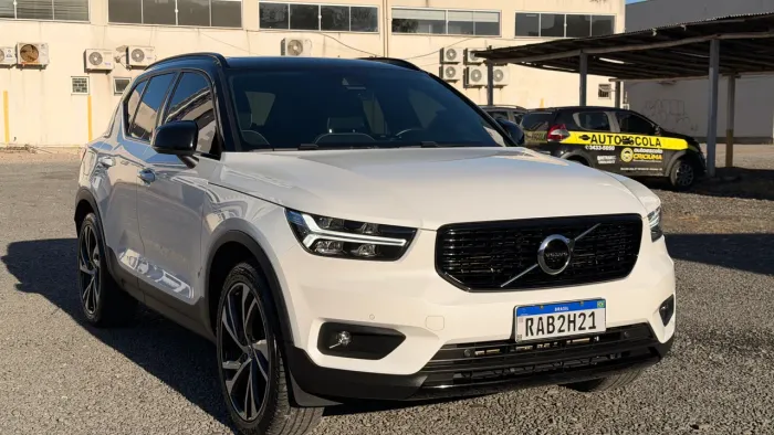 Volvo XC40 T-5 R-design 2.0 252cv AWD 2020