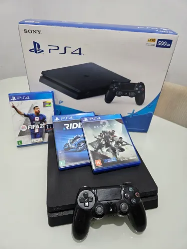 PS4 500gb + 1 controle e 3 jogos físicos!