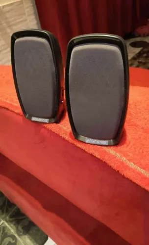 Caixas de som para PC.