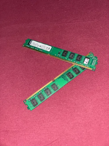 Memória RAM KINGSTON 8GB 1600Mhz DDR3 2Rx8 UDIMM Modelo KVR16N11/8 | 2 Unidades