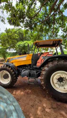 Trator BH 145