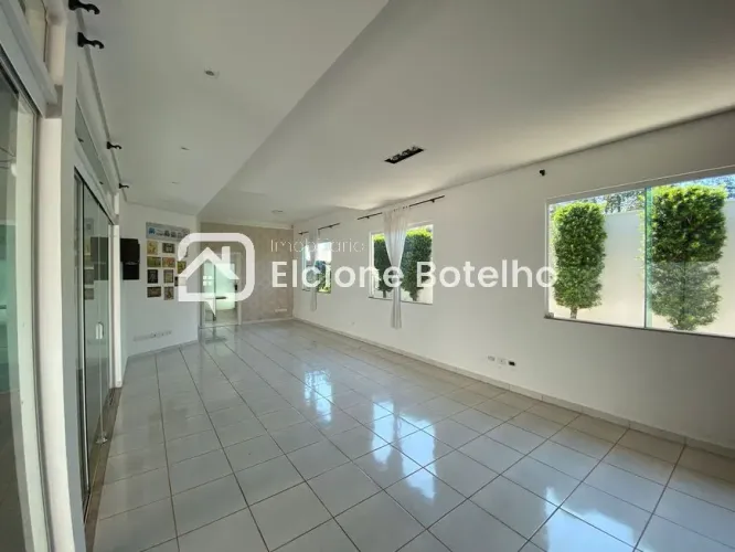 Casa residencial com 3 suítes e 263 m² para aluguel no Cidade Jardim, Uberlândia