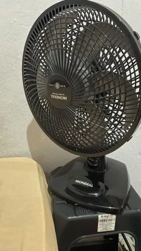Ventilador Mundial semi novo 