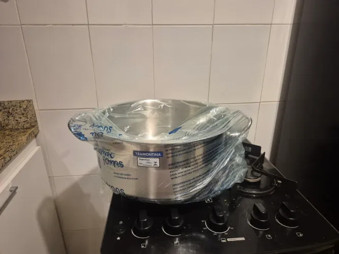 Caçarola Rasa Linha Profissional Tramontina 36 cm 15l fundo triplo.