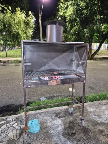 Churrasqueira com rodas