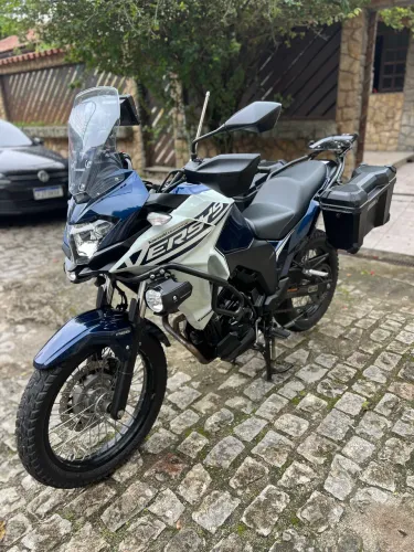 Versys impecável com 17 mil km rodados