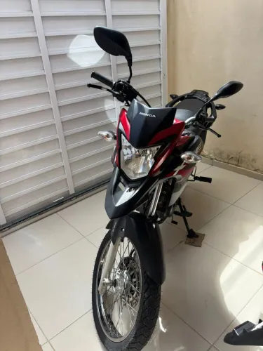 Vendo moto XRE 190