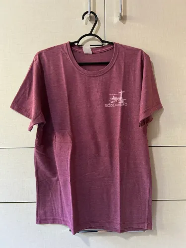 Camisa RJ, masculino, tamanho P.