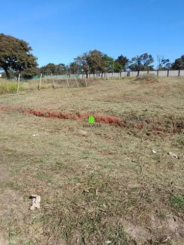 Lote à Venda em Condomínio Fechado - 1.064 m²