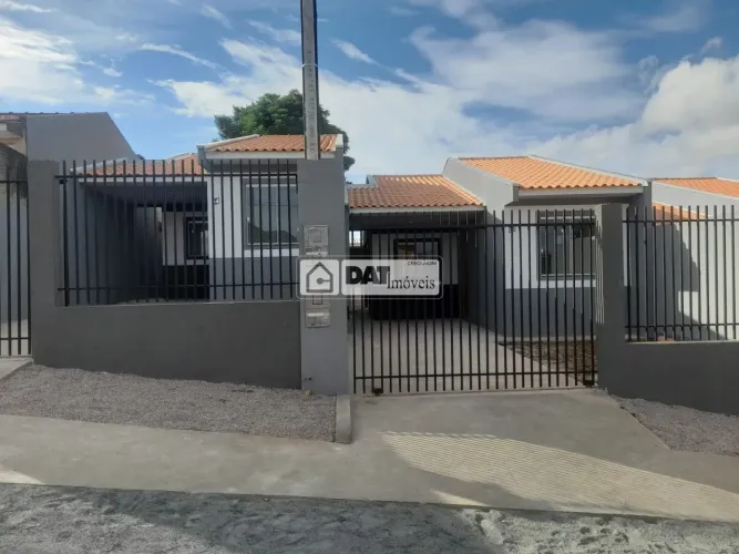 Casa à venda em Neves