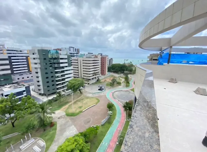 3/4 vista mar com piscina no Vera arruda